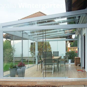 Beispiel: Wintergarten mit Schiebeelementen - Seitenansicht - von Kwozalla Wintergärten - Dresden/Sachsen