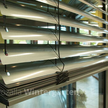 Außenjalousien - Sichtschutz- und Beschattungssysteme