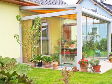 Terrassendach aus Alu und Schiebeverglasung von KWOZALLA Wintergärten in Sachsen